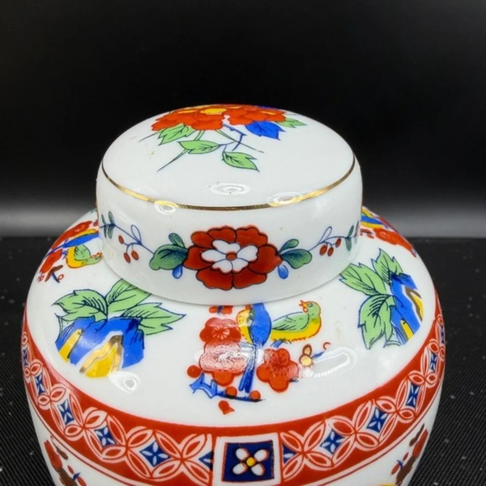 Vintage Porcelain Ginger Jar Floral Bird‎ Chinoiserie Lidded Vase Gilt 5 Inch